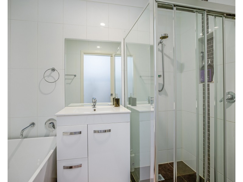 1 Isla Close, Mango Hill QLD 4509