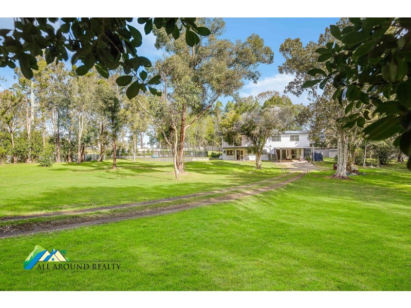 104 Durundur Street, Woodford QLD 4514
