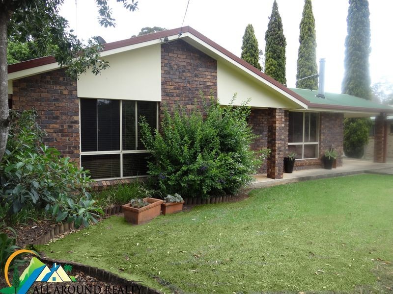 10 Hart Street, Blackbutt QLD 4306