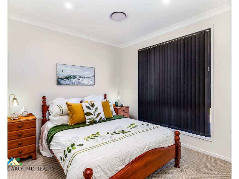 21 Pinnacles Drive, Glass House Mountains QLD 4518