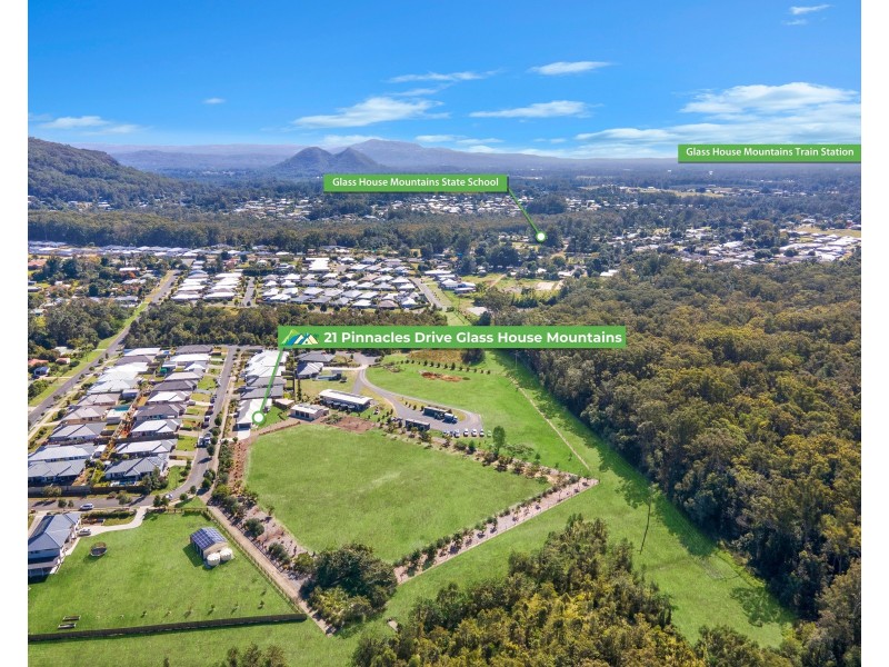 21 Pinnacles Drive, Glass House Mountains QLD 4518