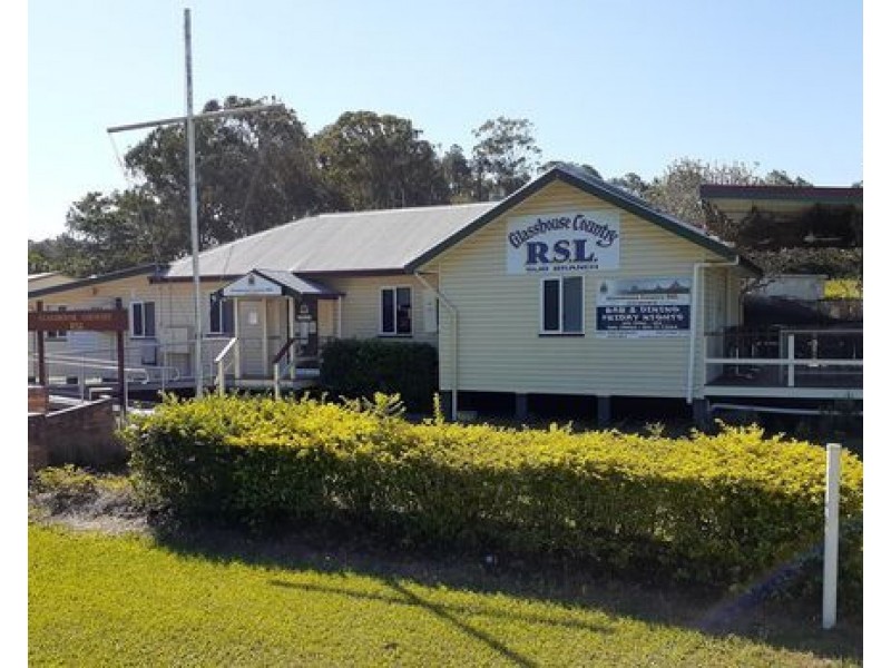 21 Pinnacles Drive, Glass House Mountains QLD 4518