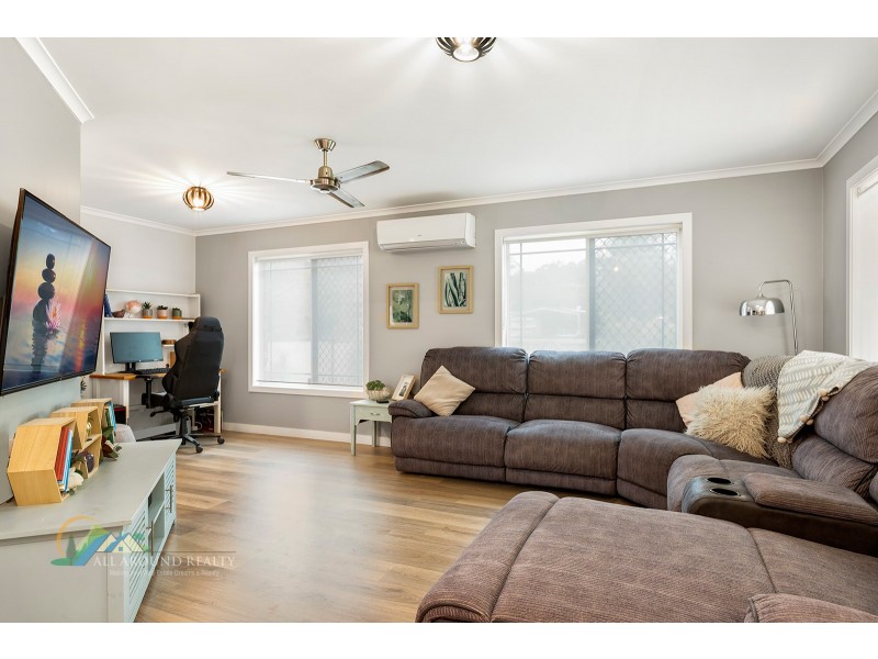 1 Anamaran Place, Bellmere QLD 4510