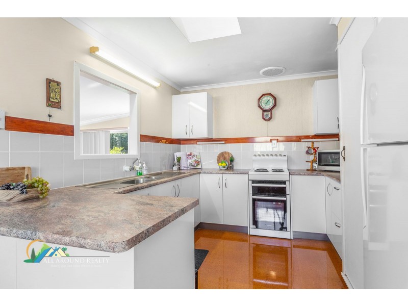 42 Smiths Road, Caboolture QLD 4510