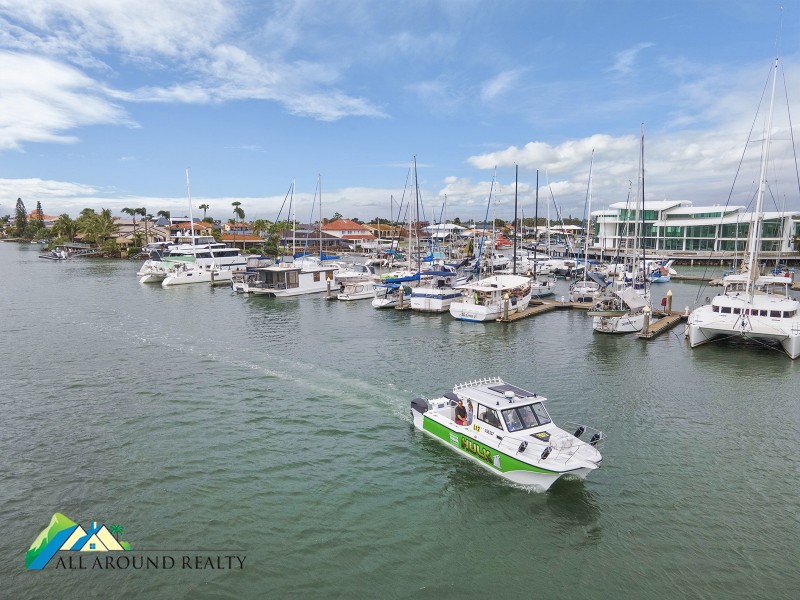 28 Courageous Court, Newport QLD 4020