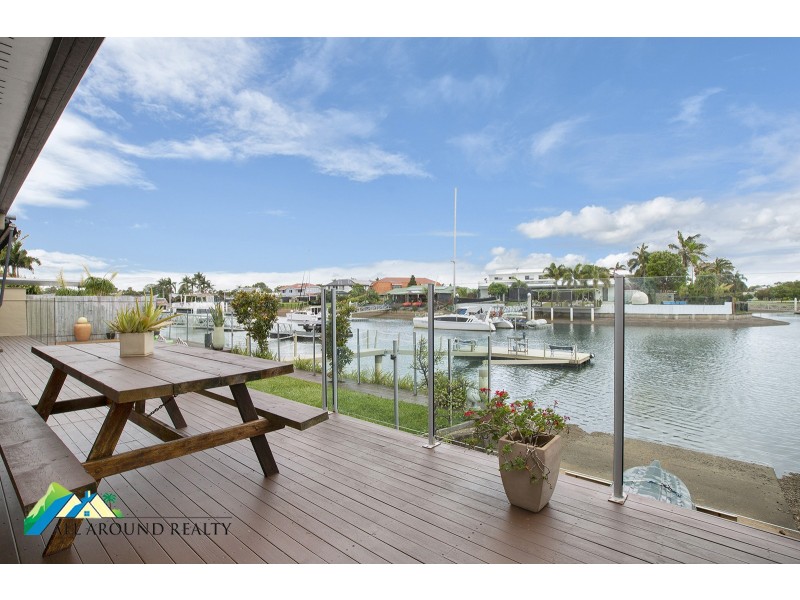 28 Courageous Court, Newport QLD 4020