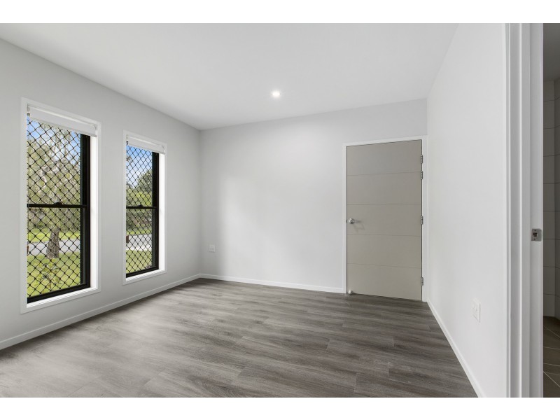 1/4A Leach Avenue, Landsborough QLD 4550