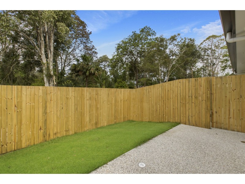 1/4A Leach Avenue, Landsborough QLD 4550