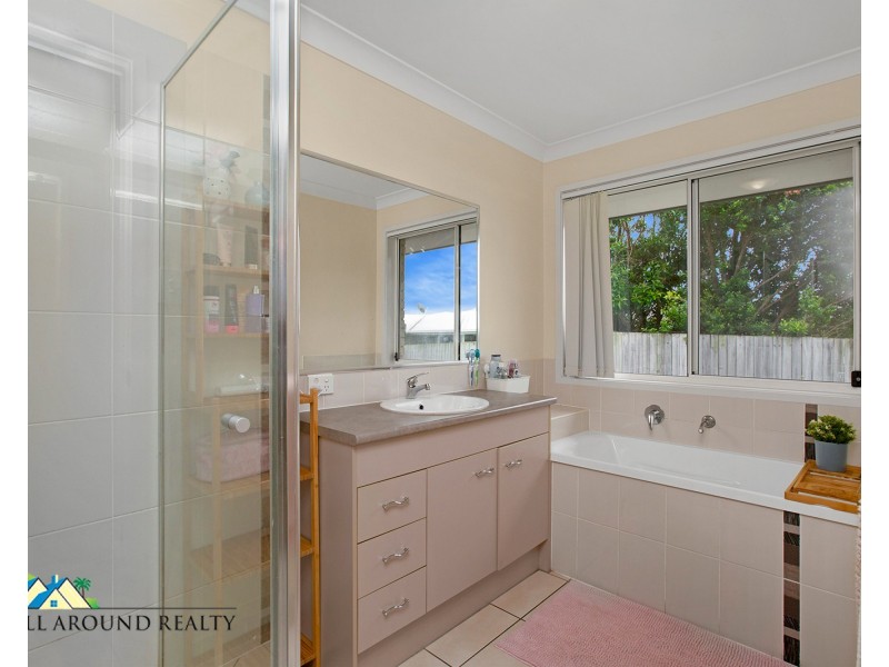 8 Mia Court, Morayfield QLD 4506