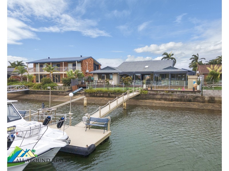 28 Courageous Court, Newport QLD 4020