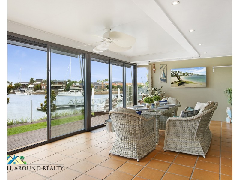 28 Courageous Court, Newport QLD 4020