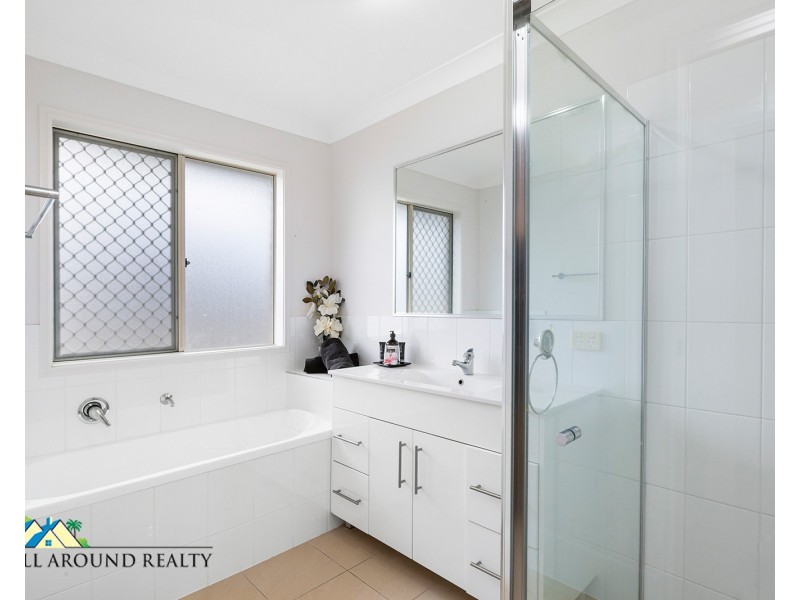 86 Pauls Rd, Upper Caboolture QLD 4510