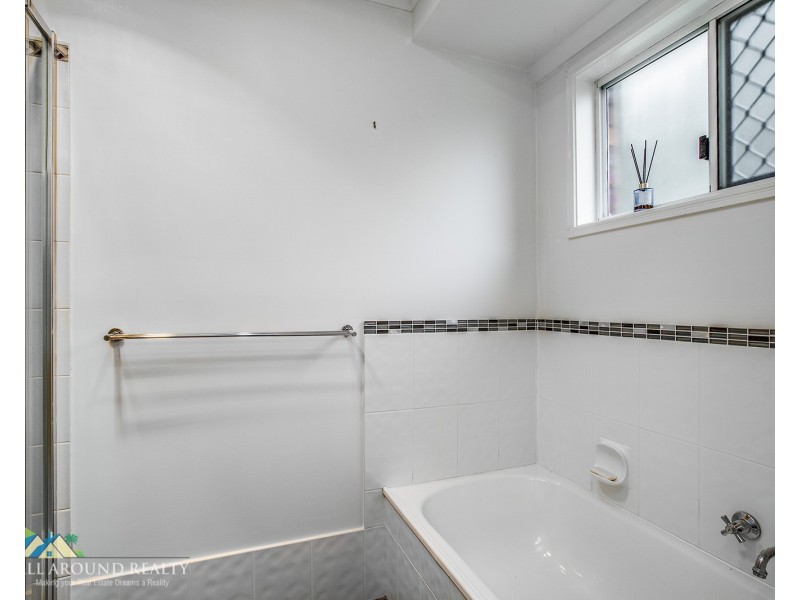 6 Pardalote Pl, Bellmere QLD 4510