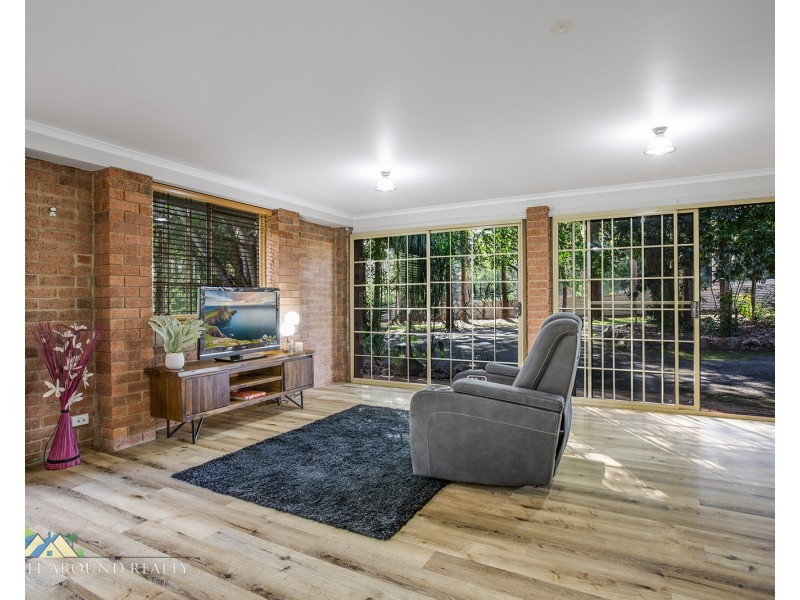 136 Hamilton Rd, Elimbah QLD 4516