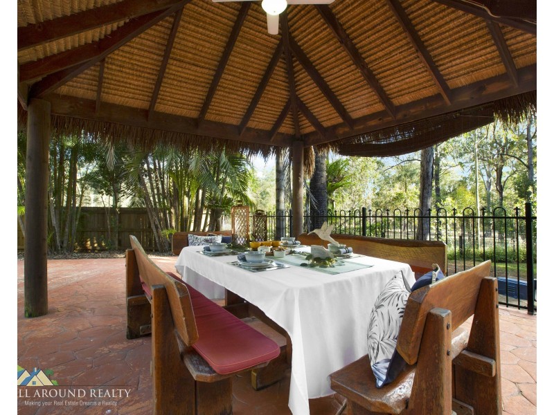 136 Hamilton Rd, Elimbah QLD 4516