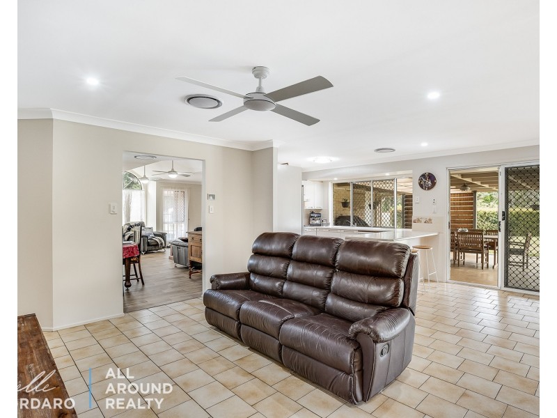 14-16 Lorikeet Ct, Upper Caboolture QLD 4510