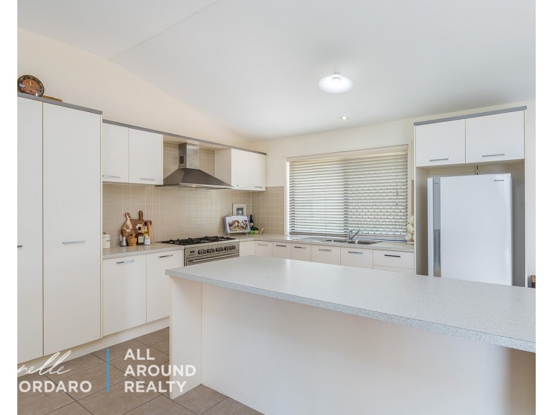 31 Hargrave St, Morayfield QLD 4506