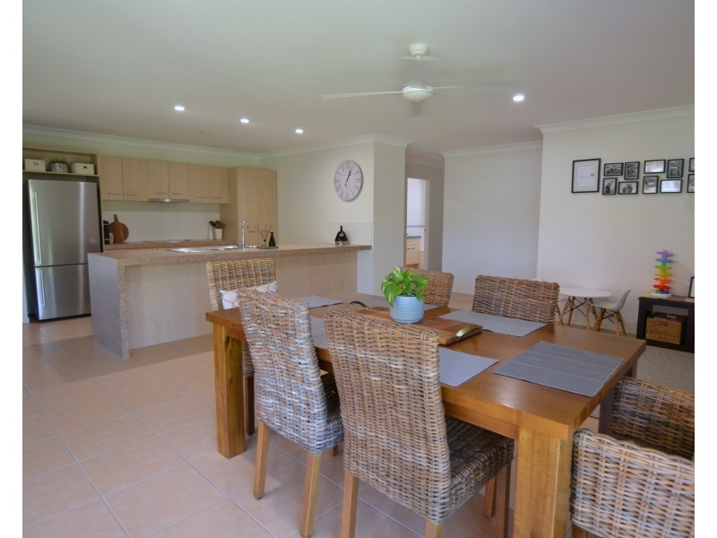 12 Leggett St, Morayfield QLD 4506