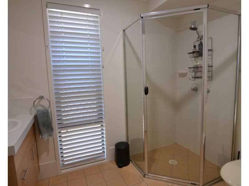 12 Leggett St, Morayfield QLD 4506