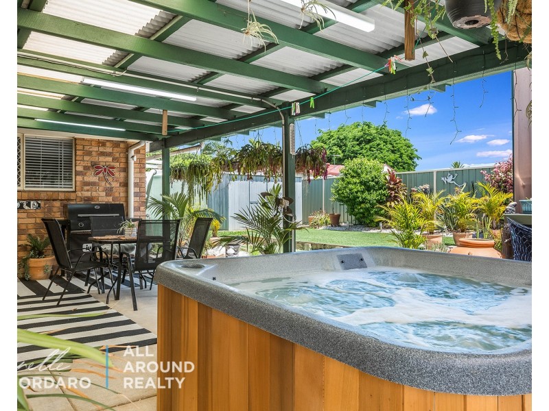 4 Waterlily Pl, Caboolture South QLD 4510