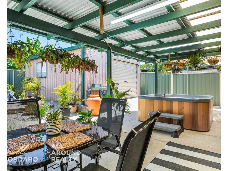 4 Waterlily Pl, Caboolture South QLD 4510