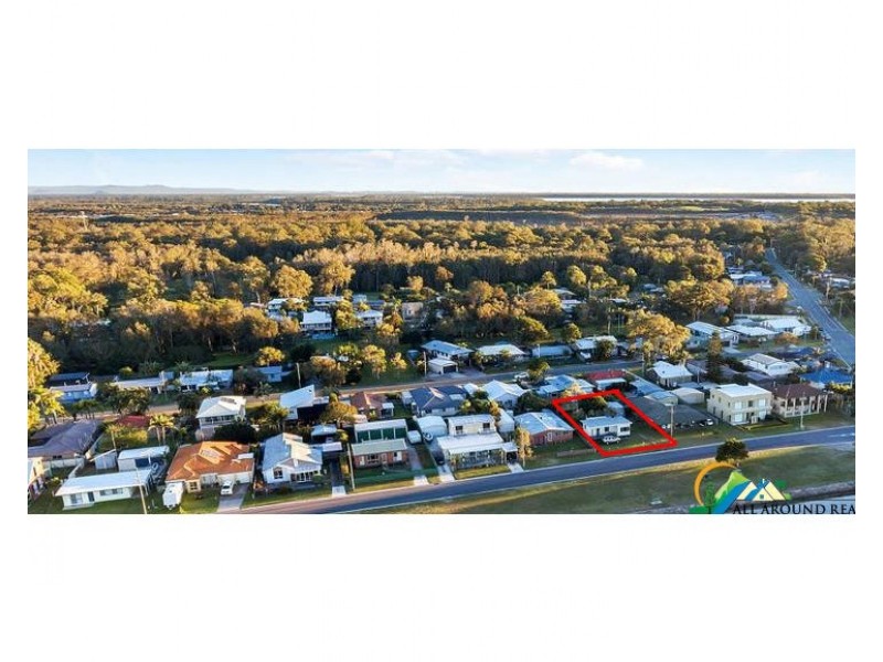79 Esplanade, Godwin Beach QLD 4511