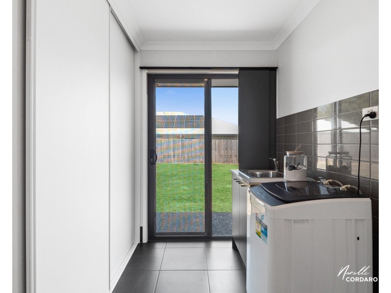 126 Currajong Cct, Delaneys Creek QLD 4514