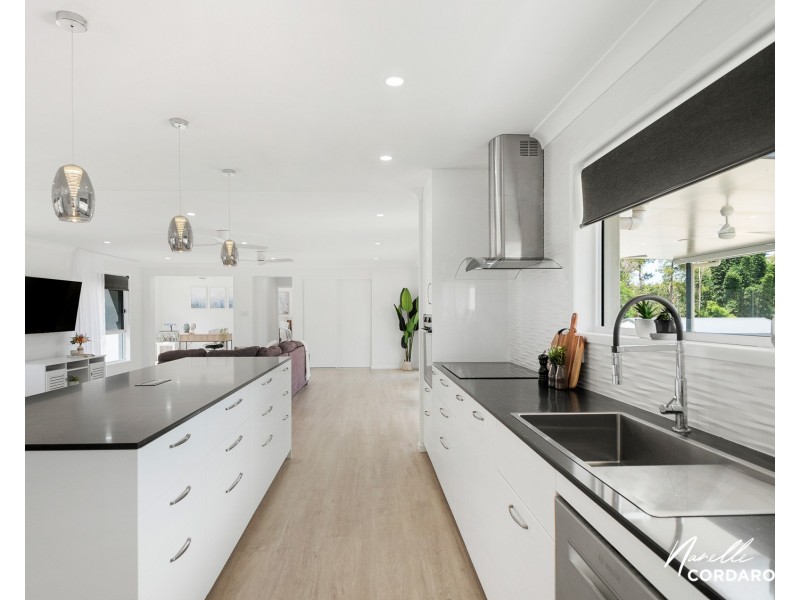 97 Bridges Rd, Morayfield QLD 4506
