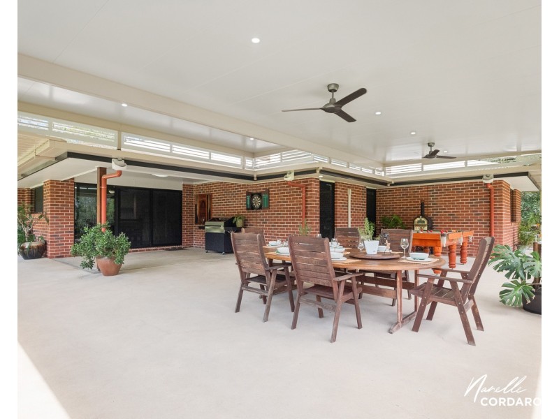 1088 Pumicestone Rd, Toorbul QLD 4510