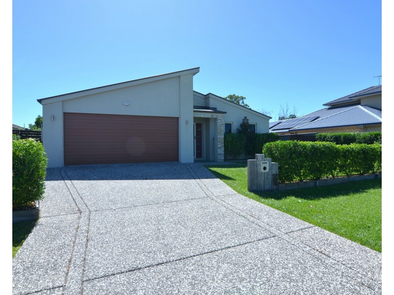 8 Stream Pl, Bellmere QLD 4510