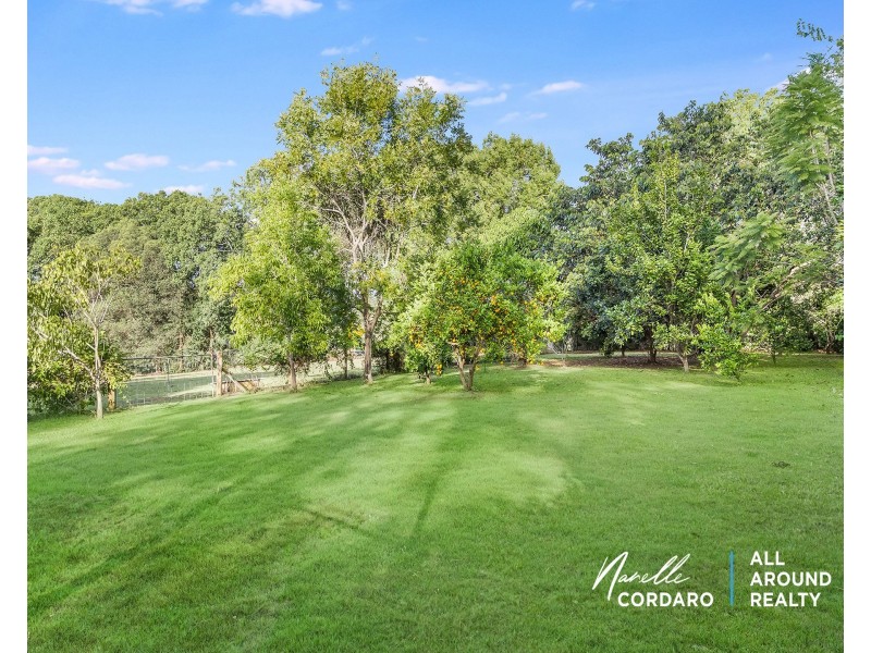 11 Hillview Ct, Wamuran QLD 4512