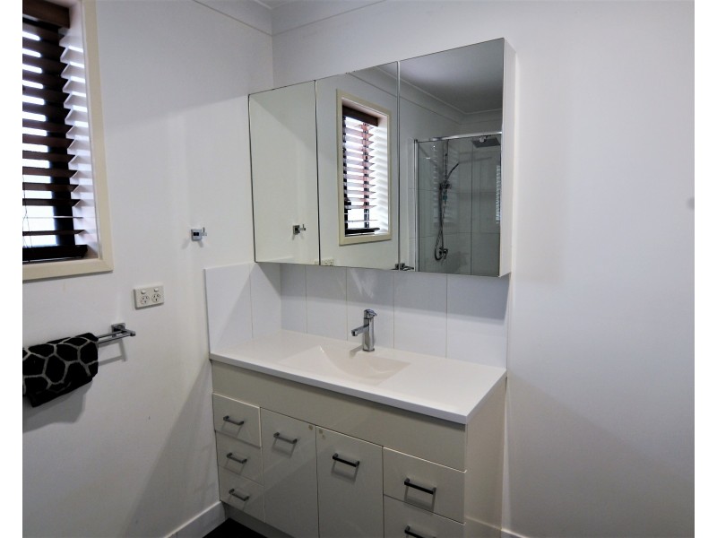 196 Tinney Road, Upper Caboolture QLD 4510