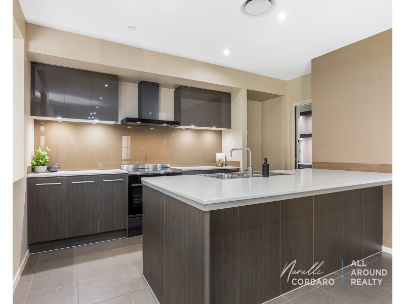 68 Woolshed St, Ferny Hills QLD 4055