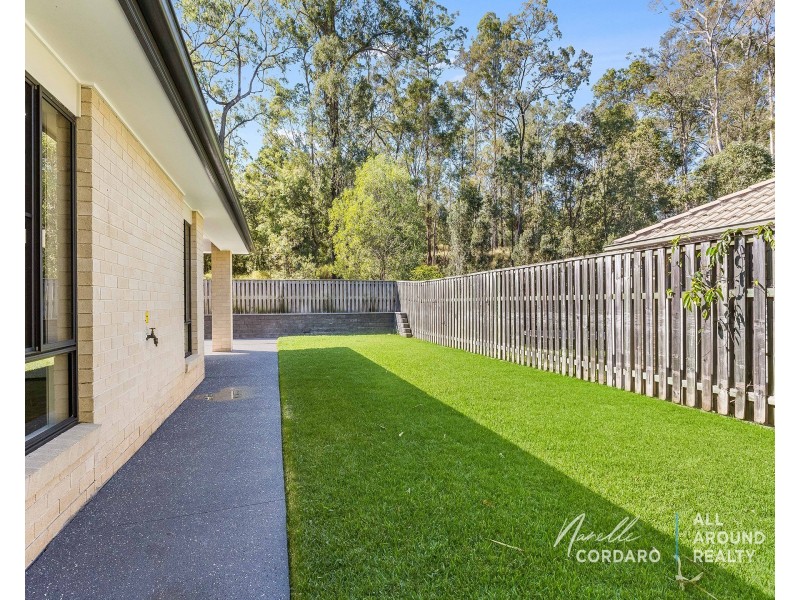 68 Woolshed St, Ferny Hills QLD 4055