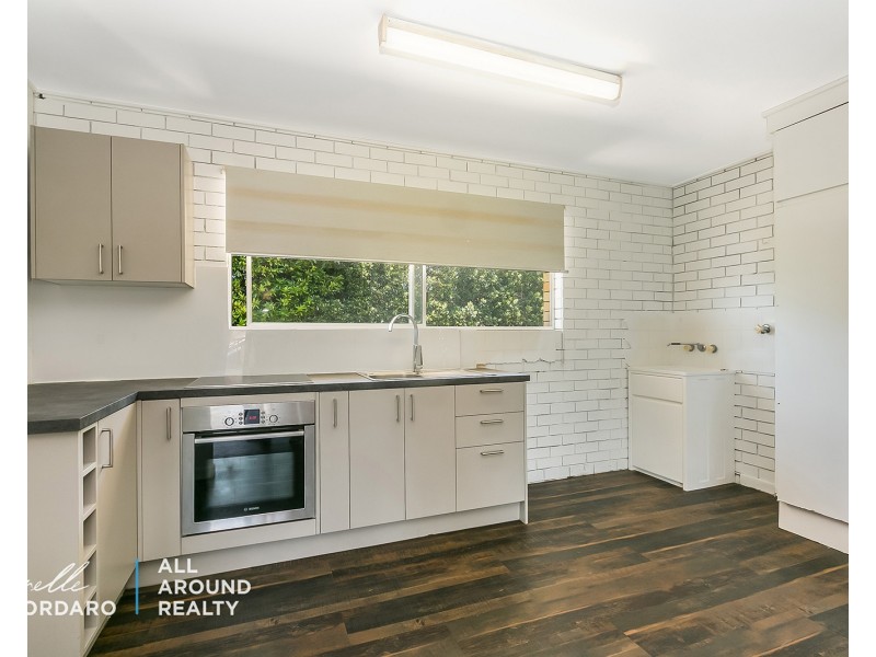Unit 2/6 Clipper St, Bongaree QLD 4507