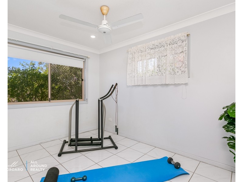 32 Pimpala Cres, Bongaree QLD 4507