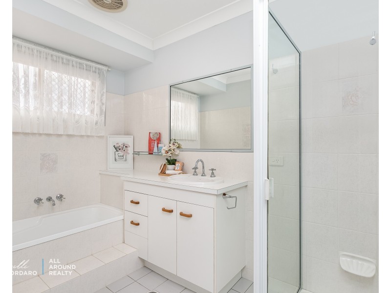 32 Pimpala Cres, Bongaree QLD 4507