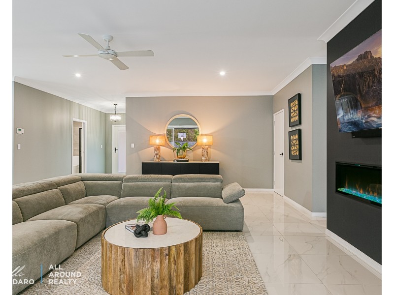 15 Halcot Ct, Caboolture QLD 4510