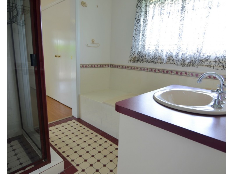3 Jonathon St, Morayfield QLD 4506