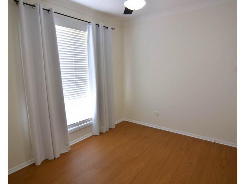 3 Jonathon St, Morayfield QLD 4506