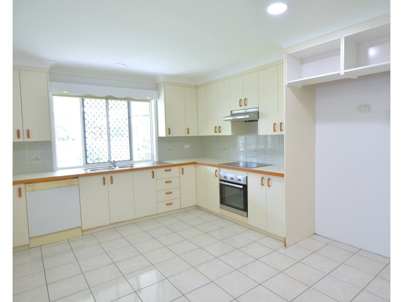 15 Winterbrook Ct, Caboolture QLD 4510