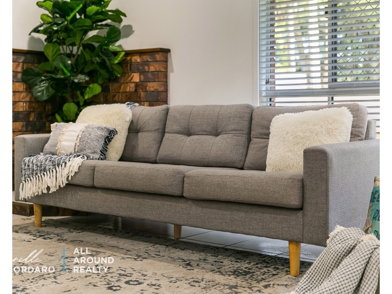 1047 Pumicestone Rd, Toorbul QLD 4510