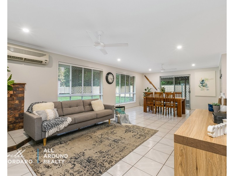 1047 Pumicestone Rd, Toorbul QLD 4510
