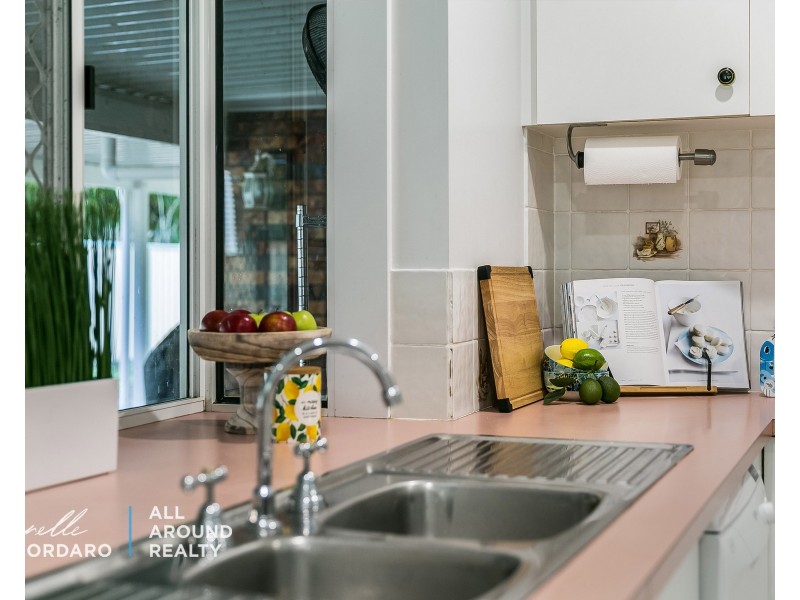 1047 Pumicestone Rd, Toorbul QLD 4510