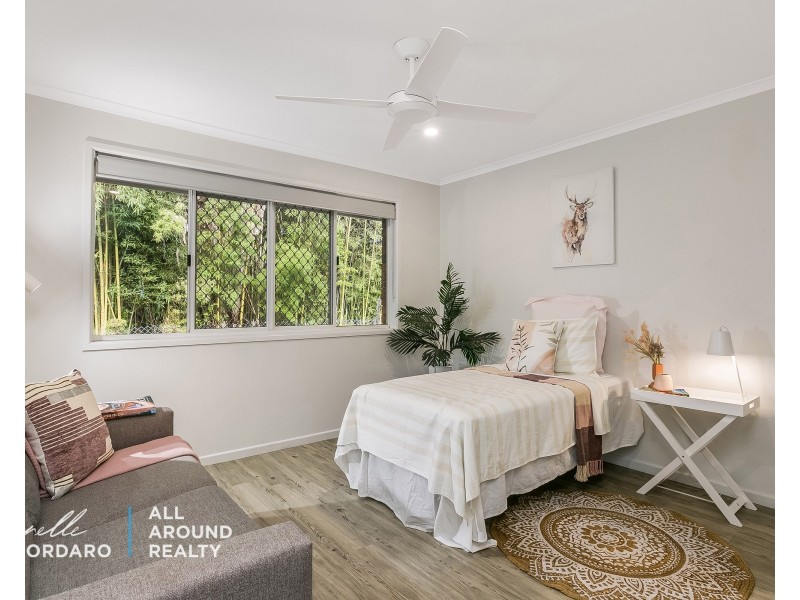 1047 Pumicestone Rd, Toorbul QLD 4510