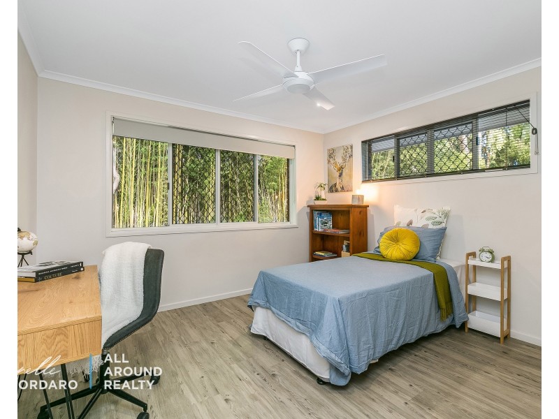 1047 Pumicestone Rd, Toorbul QLD 4510