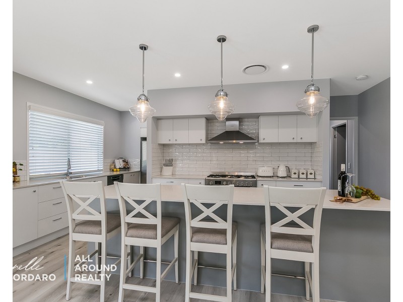 21 Murrimbah Dr, Caboolture QLD 4510