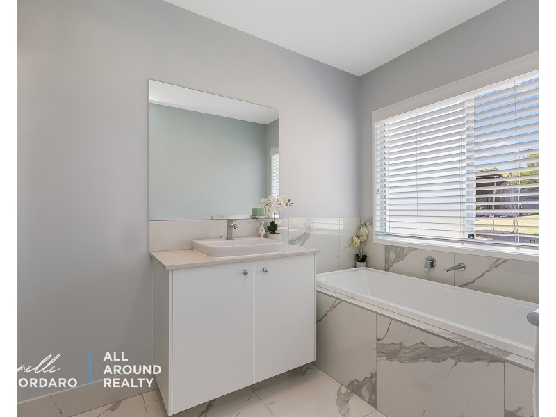 21 Murrimbah Dr, Caboolture QLD 4510