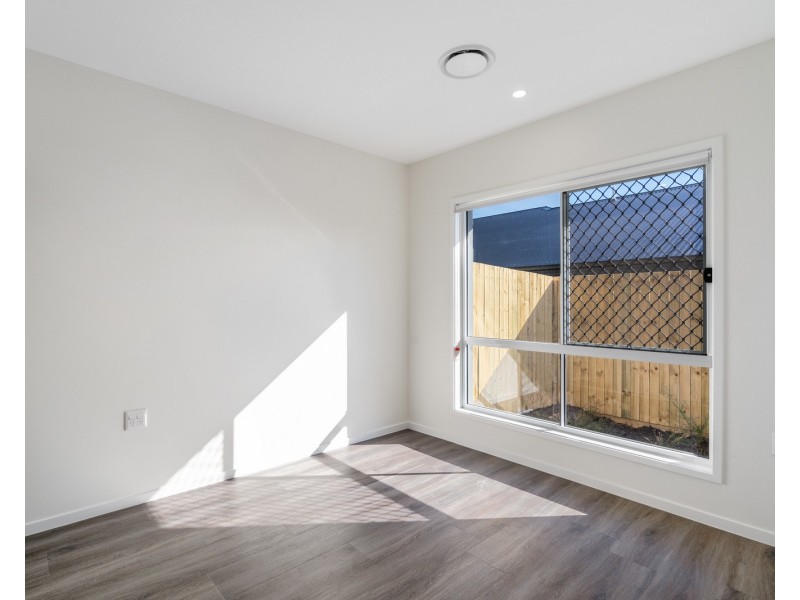 Unit 2/21 Grothe St, Morayfield QLD 4506