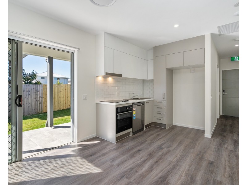 Unit 2/21 Grothe St, Morayfield QLD 4506